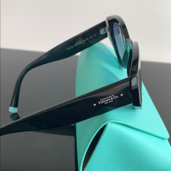 Tiffany & Co. Black Cat-Eye Sunglasses - Picture 4 of 6